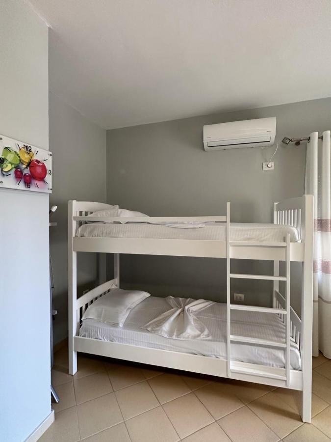 סרנדה Solei Apartments מראה חיצוני תמונה