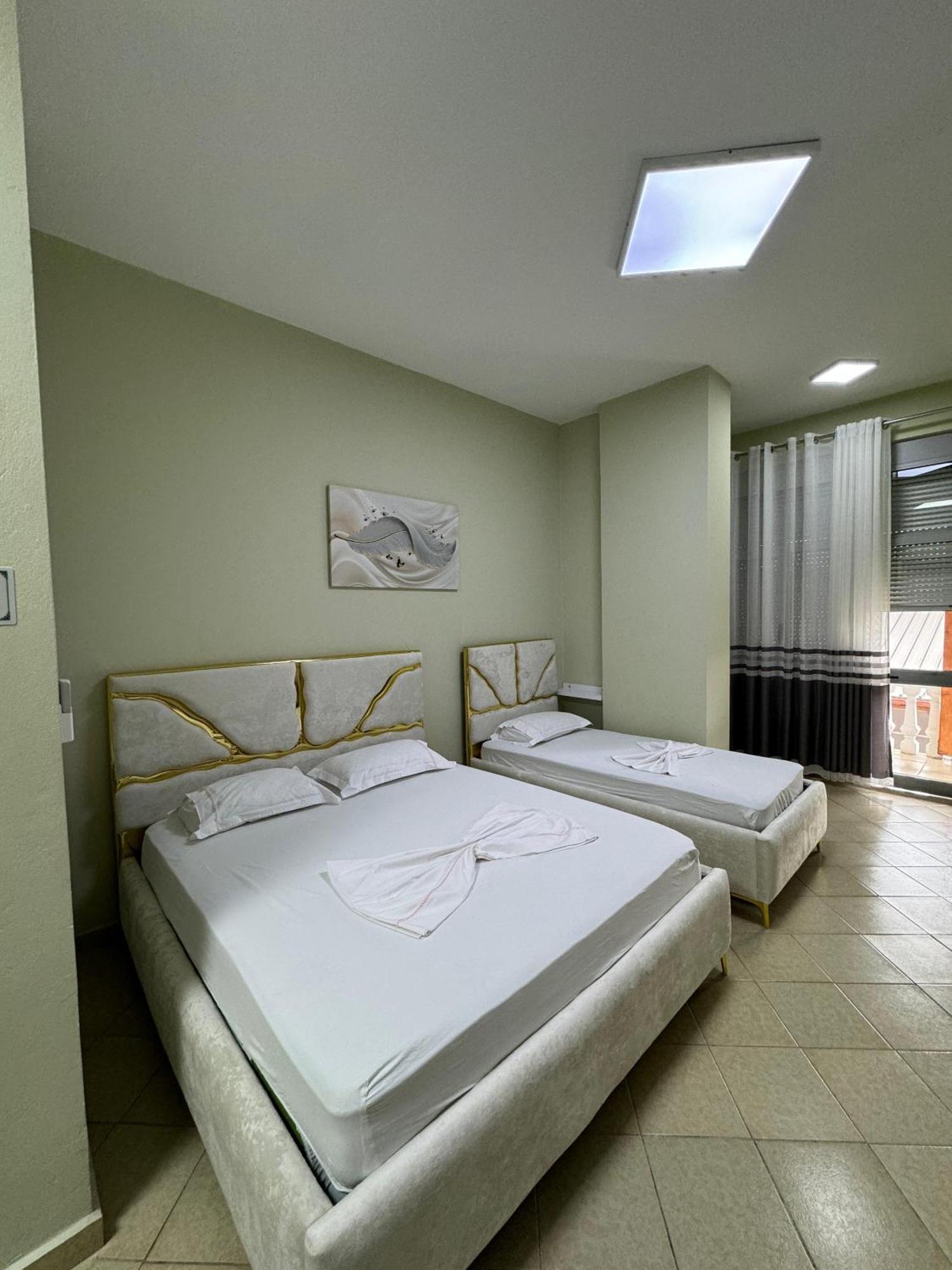 סרנדה Solei Apartments מראה חיצוני תמונה