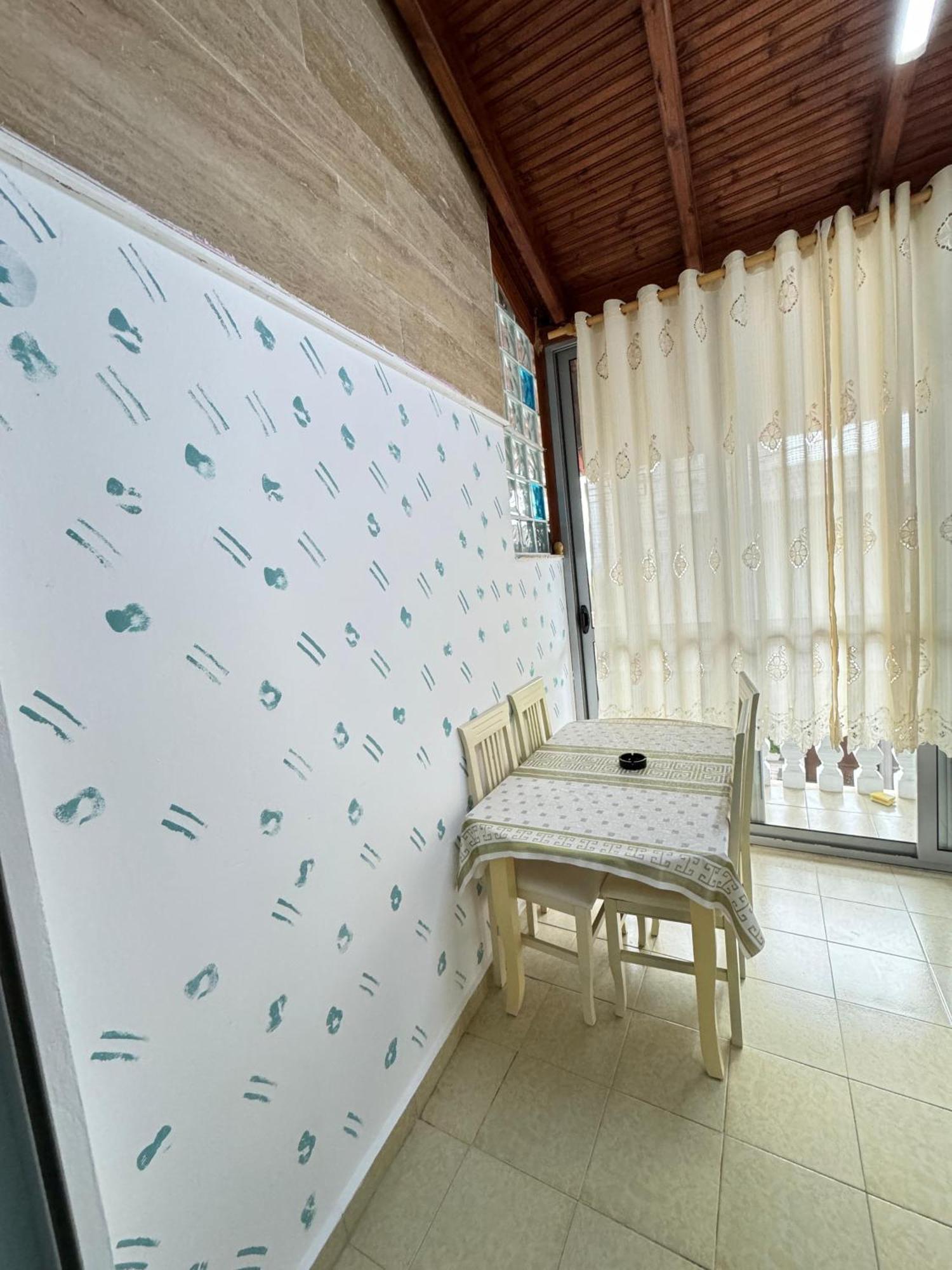 סרנדה Solei Apartments מראה חיצוני תמונה