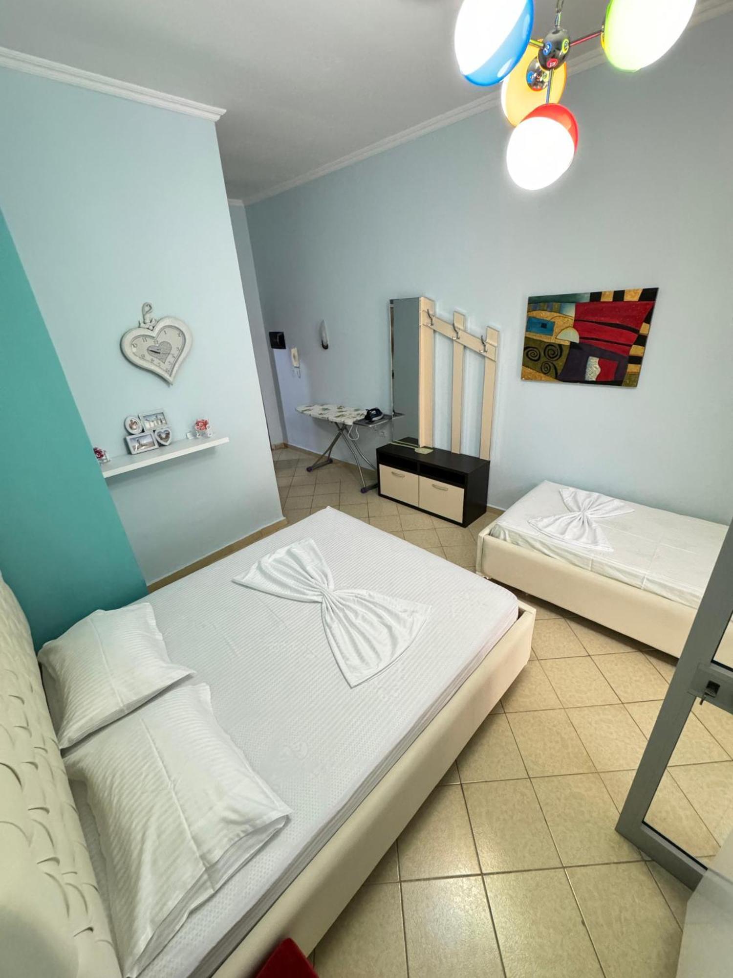 סרנדה Solei Apartments מראה חיצוני תמונה